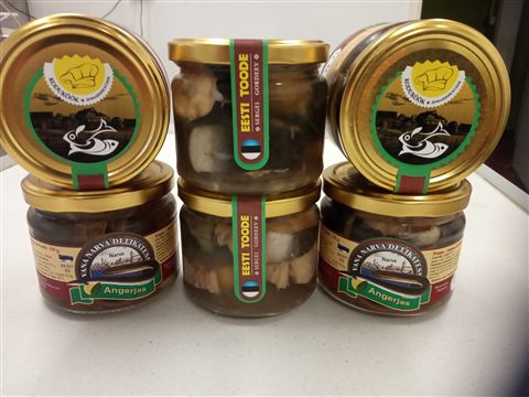 Grillitud angerjas tarrendis